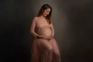 Séance photo grossesse en studio à Crosne - Marie V Photographie Essonne